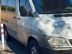 Grau Gebraucht 2003 Mercedes Sprinter Van | 3.250 €
