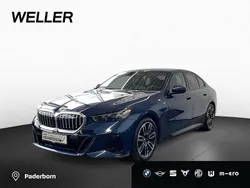 Phytonicblau (blau) Gebraucht 2024 BMW 520 M Sport Limousine | 54.450 € (Guter Preis)
