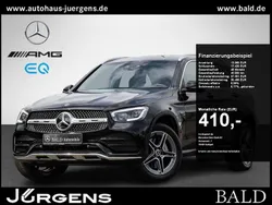 Unilack schwarz Gebraucht 2021 Mercedes GLC300e AMG SUV | 43.330 € (Fairer Preis)
