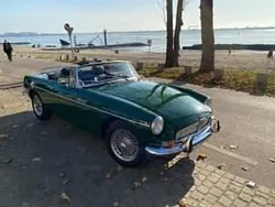 Grün Gebraucht 1979 MG B Cabrio | 16.000 €