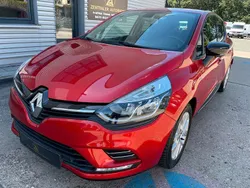 Rot Gebraucht 2018 Renault Clio IV LIMITED Limousine | 13.290 € (Fairer Preis)