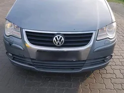 Silber Gebraucht 2008 VW Touran Van / Kleinbus | 1.700 €