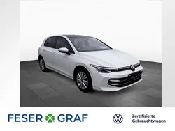 Pure white Gebraucht 2024 VW Golf VIII Edition Limousine | 30.450 € (Fairer Preis)