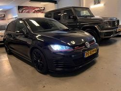 Schwarz Gebraucht 2014 VW Golf VII GTI Limousine | 11.850 € (Superpreis)