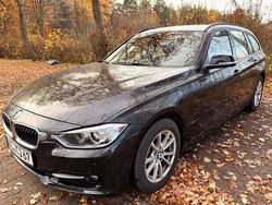 Schwarz Gebraucht 2014 BMW 316 Sport Line Kombi | 7.100 € (Fairer Preis)