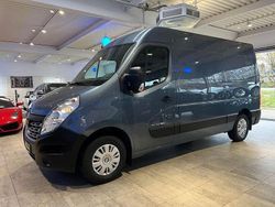 Grau Gebraucht 2018 Renault Master Van / Kleinbus | 14.490 € (Guter Preis)
