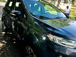 Grau Gebraucht 2016 Ford Ecosport Titanium SUV | 12.100 € (Guter Preis)