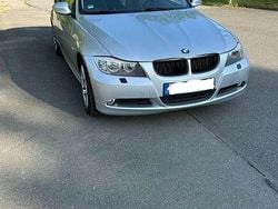 Silber Gebraucht 2011 BMW 318 Limousine | 5.000 € (Guter Preis)