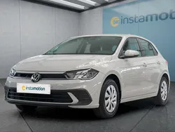 Grau Gebraucht 2024 VW Polo Kleinwagen | 19.599 € (Guter Preis)