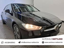 Schwarz Gebraucht 2022 Mercedes CLA200 Progressive Limousine | 23.950 € (Guter Preis)