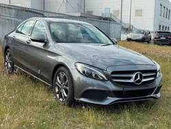 Grau Gebraucht 2018 Mercedes C180 Limousine | 19.999 € (Fairer Preis)