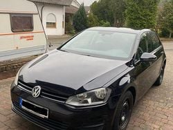 Schwarz Gebraucht 2013 VW Golf VII Limousine | 7.100 € (Guter Preis)