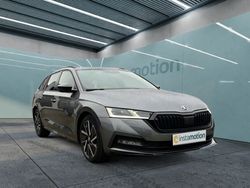 Grau Gebraucht 2022 Skoda Octavia SportLine Kombi | 32.300 € (Teuer)