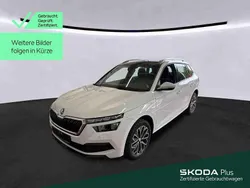 Moonweiß perleffekt/moonweiss metallic (metallic) Gebraucht 2022 Skoda Kamiq Style SUV | 23.999 € (Etwas zu teuer)