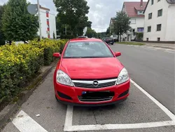 Rot Gebraucht 2008 Opel Astra Limousine | 4.499 € (Teuer)