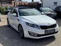 Weiß Gebraucht 2012 Kia Optima Spirit Limousine | 5.700 € (Fairer Preis)