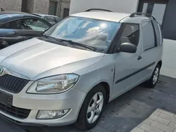 Silber Gebraucht 2012 Skoda Roomster Van / Kleinbus | 3.250 € (Guter Preis)