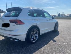 Weiß Gebraucht 2018 VW Tiguan SUV | 26.800 €