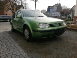 Grün Gebraucht 1998 VW Golf IV Limousine | 1.150 € (Fairer Preis)