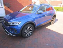 Blau Gebraucht 2023 VW T-Roc Move SUV | 26.999 € (Superpreis)