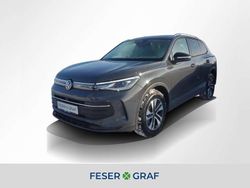 Grau (delfingrau metallic) Neu 2026 VW Tiguan SUV | 53.170 € (Teuer)