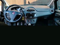 Schwarz Gebraucht 2012 Fiat Punto Evo Kleinwagen | 3.000 €