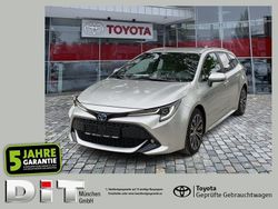 Precious silver Gebraucht 2020 Toyota Corolla Team Kombi | 23.490 € (Fairer Preis)