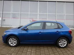 Blau Gebraucht 2018 VW Polo Highline Limousine | 14.750 € (Fairer Preis)