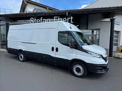 Weiß Gebraucht 2023 Iveco Daily | 21.790 €
