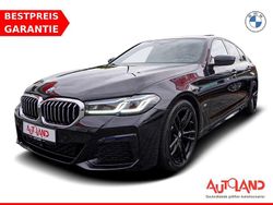 Saphirschwarzmet. Gebraucht 2023 BMW 520 M Sport Limousine | 43.890 € (Teuer)