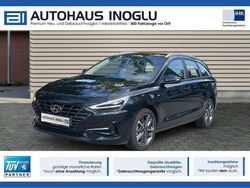 Schwarz phantom black / mic (metallic) Gebraucht 2023 Hyundai i30 Kombi | 17.682 € (Fairer Preis)