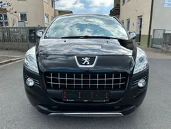Schwarz Gebraucht 2012 Peugeot 3008 Platinum Van / Kleinbus | 2.999 € (Superpreis)