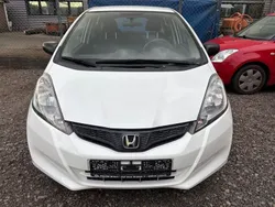 Weiß Gebraucht 2011 Honda Jazz Kleinwagen | 6.990 € (Etwas zu teuer)