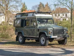 Grün Gebraucht 2014 Land Rover Defender SUV | 68.000 €