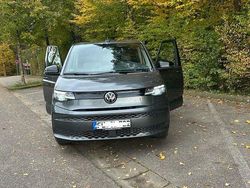 Grau Gebraucht 2023 VW T7 Van | 46.900 € (Guter Preis)