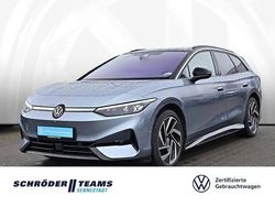 Blau Gebraucht 2024 VW ID.7 Pro Kombi | 47.890 €