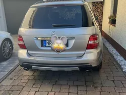 Silber Gebraucht 2005 Mercedes ML500 SUV | 13.900 € (Etwas zu teuer)