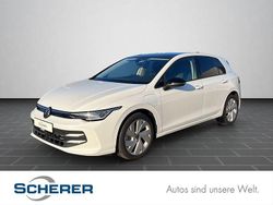 Pure white Gebraucht 2025 VW Golf Goal Limousine | 35.490 €