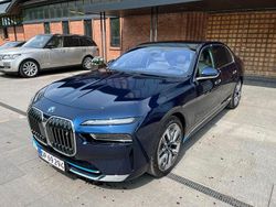 Blau Gebraucht 2022 BMW i7 Limousine | 85.995 € (Superpreis)