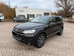 Schwarz Gebraucht 2010 VW Touareg Exclusive SUV | 9.999 € (Fairer Preis)
