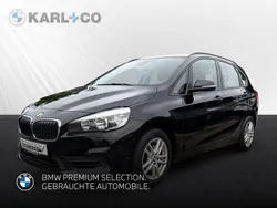 Schwarz Gebraucht 2020 BMW 218 Active Tourer Advantage Van / Kleinbus | 16.890 € (Fairer Preis)
