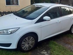 Weiß Gebraucht 2018 Ford Focus Trend Limousine | 8.800 € (Fairer Preis)