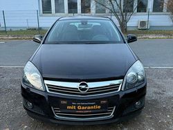 Schwarz Gebraucht 2009 Opel Astra Innovation Limousine | 3.600 € (Fairer Preis)