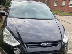 Schwarz Gebraucht 2012 Ford S-MAX Business Edition Van / Kleinbus | 3.955 € (Fairer Preis)