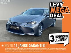 Grau Gebraucht 2020 Lexus IS300h Limousine | 25.990 € (Fairer Preis)