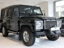 Schwarz Gebraucht 2016 Land Rover Defender SE SUV | 97.700 €
