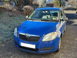 Blau Gebraucht 2009 Skoda Fabia Classic Limousine | 1.800 € (Fairer Preis)