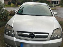 Silber Gebraucht 2005 Opel Signum Kleinwagen | 1.000 € (Guter Preis)