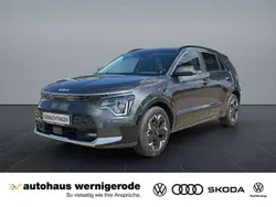 Interstellar grau metallic Gebraucht 2023 Kia e-Niro Inspiration SUV | 27.940 € (Superpreis)