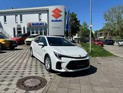 Platinum white pearl metallic Gebraucht 2024 Suzuki Swace Comfort+ Kombi | 22.390 € (Guter Preis)